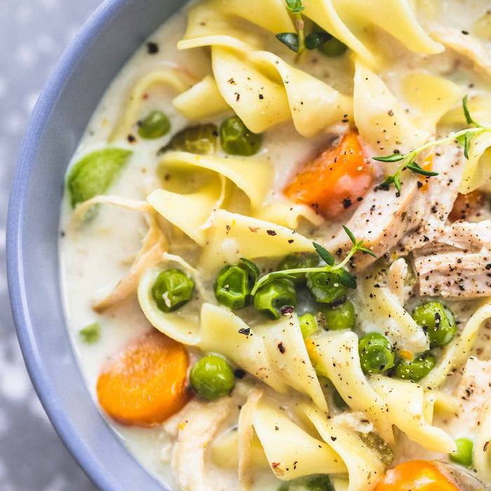 慢炖奶油鸡肉面汤