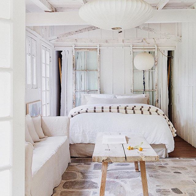 白色的吊坠照明