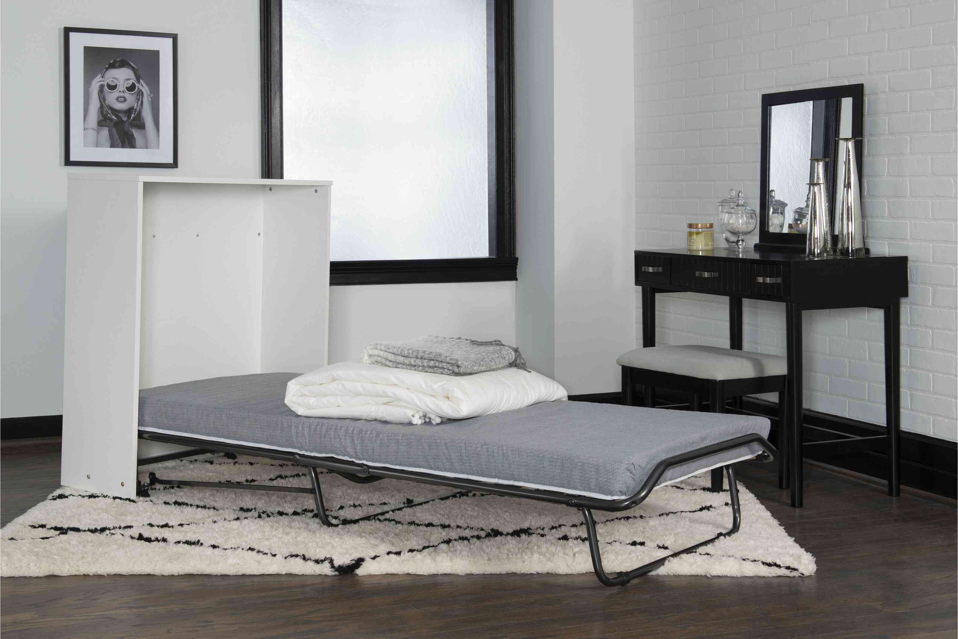 Dewitt存储墨菲床与床垫