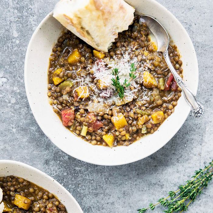 白胡桃南瓜炖汤