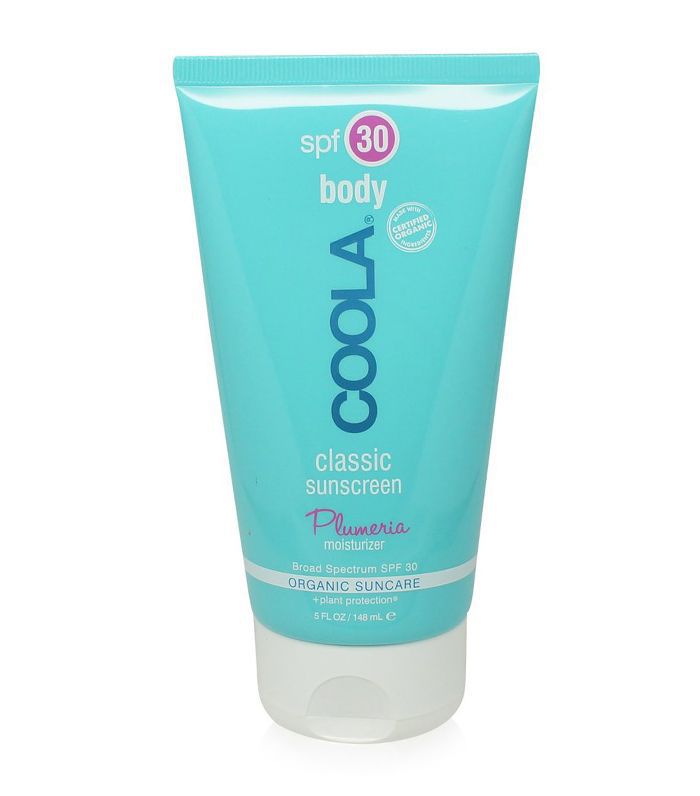 Coola身体滋润SPF 30羽毛有机防晒露“class=