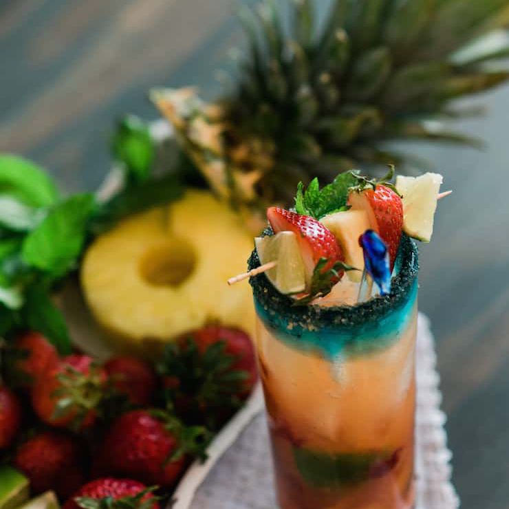 草莓菠萝莫吉托