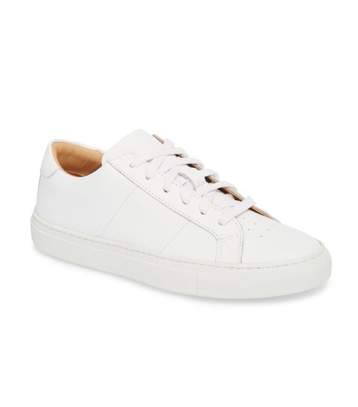 女子巨星皇家运动鞋