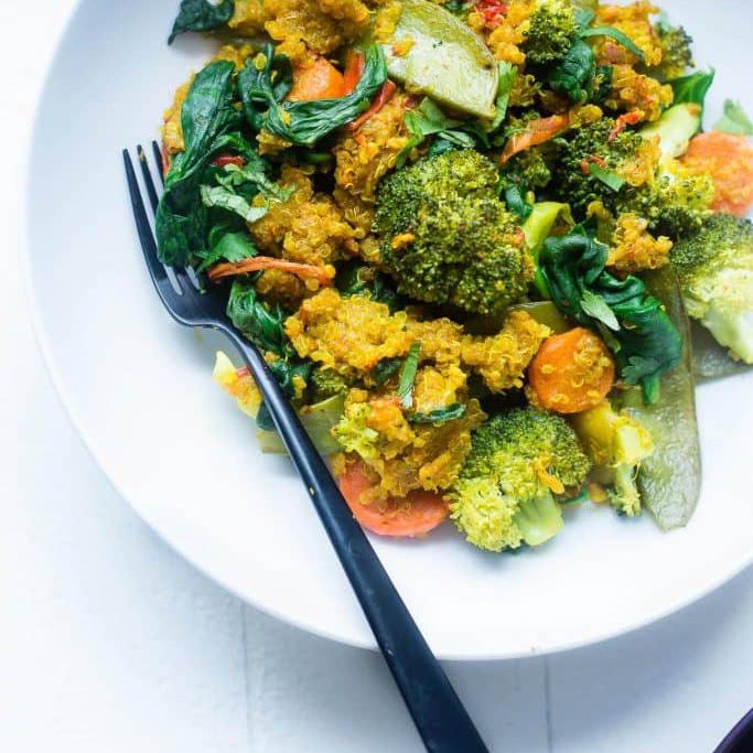 蔬菜慢炖锅藜与黄金奶源食谱