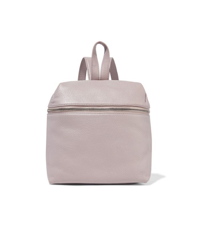 小纹理皮革背包