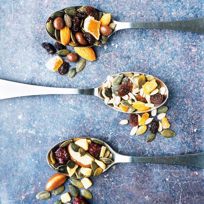 勺子全水果，坚果混合