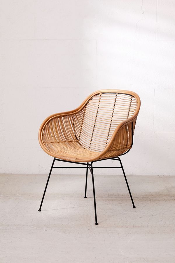 Urban Outfitters的莉莲藤椅