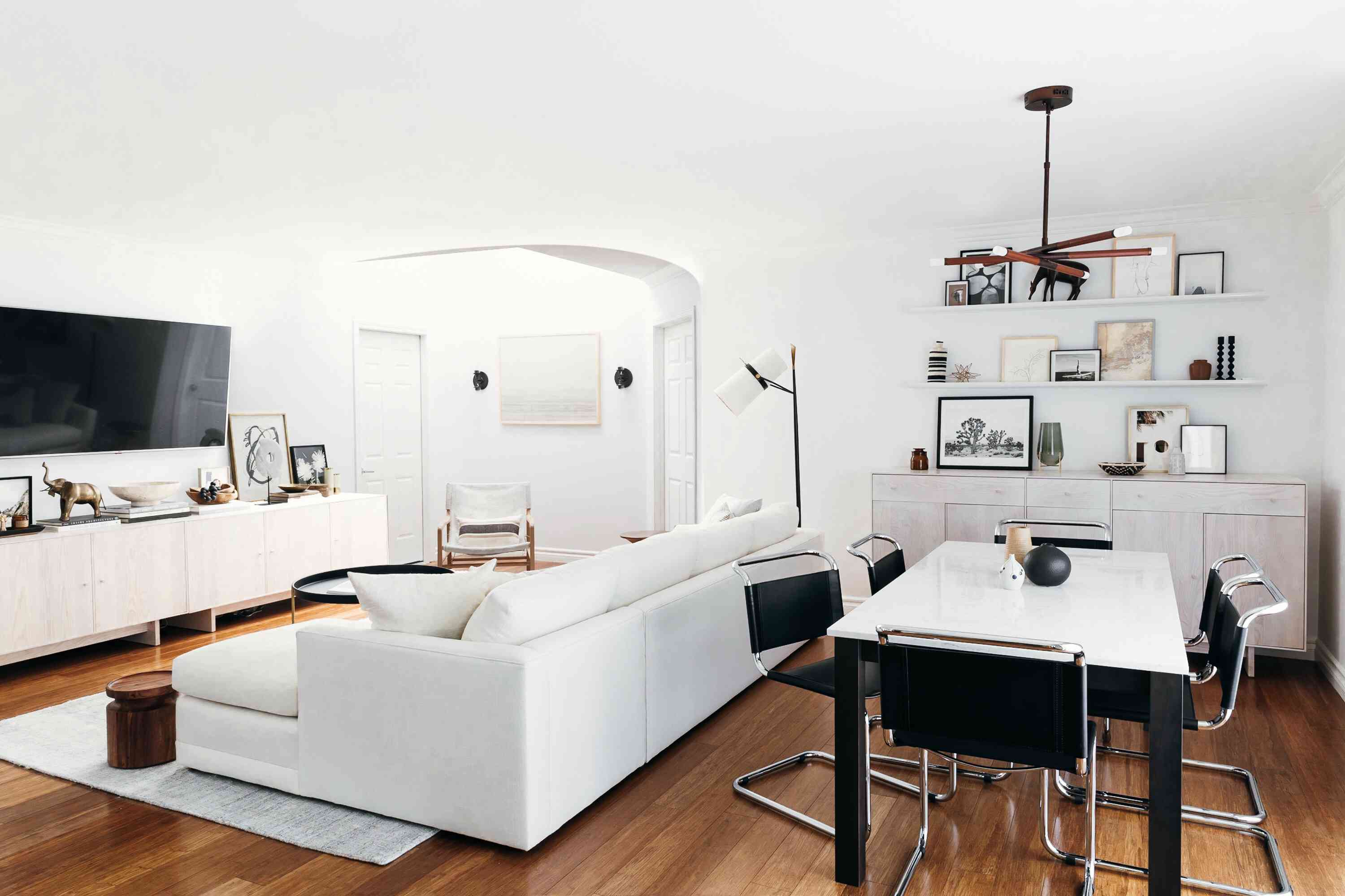 best living room ideas - blended living and dining room