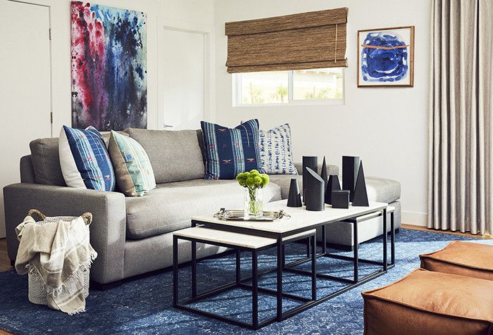 这是洛杉矶平房翻新后的客厅