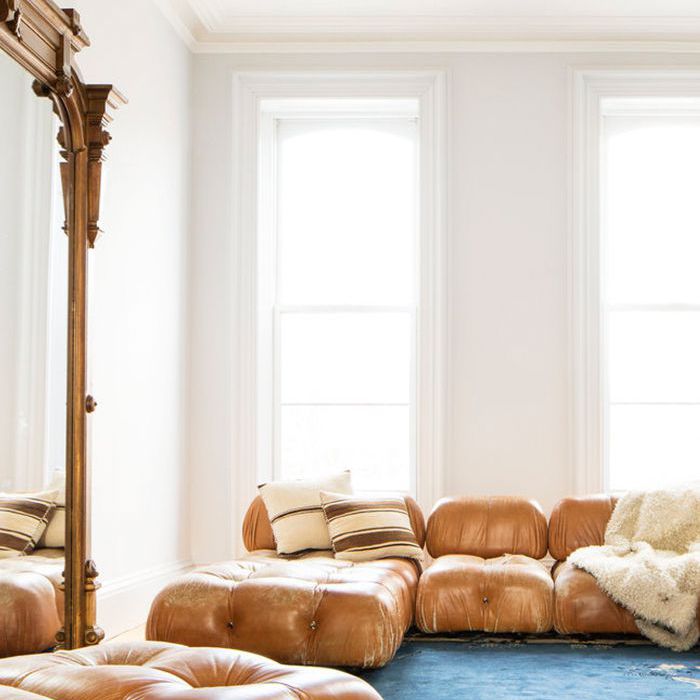 一个起居室，意想不到的安排实验