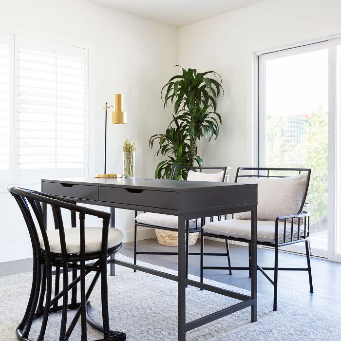 小型公寓家庭办公室