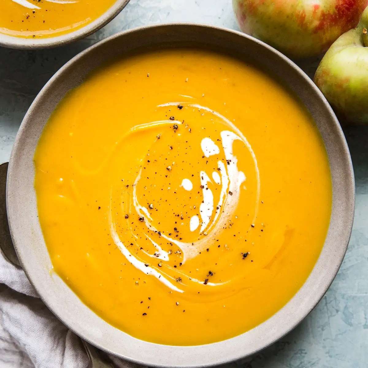 慢炖锅胡桃南瓜汤