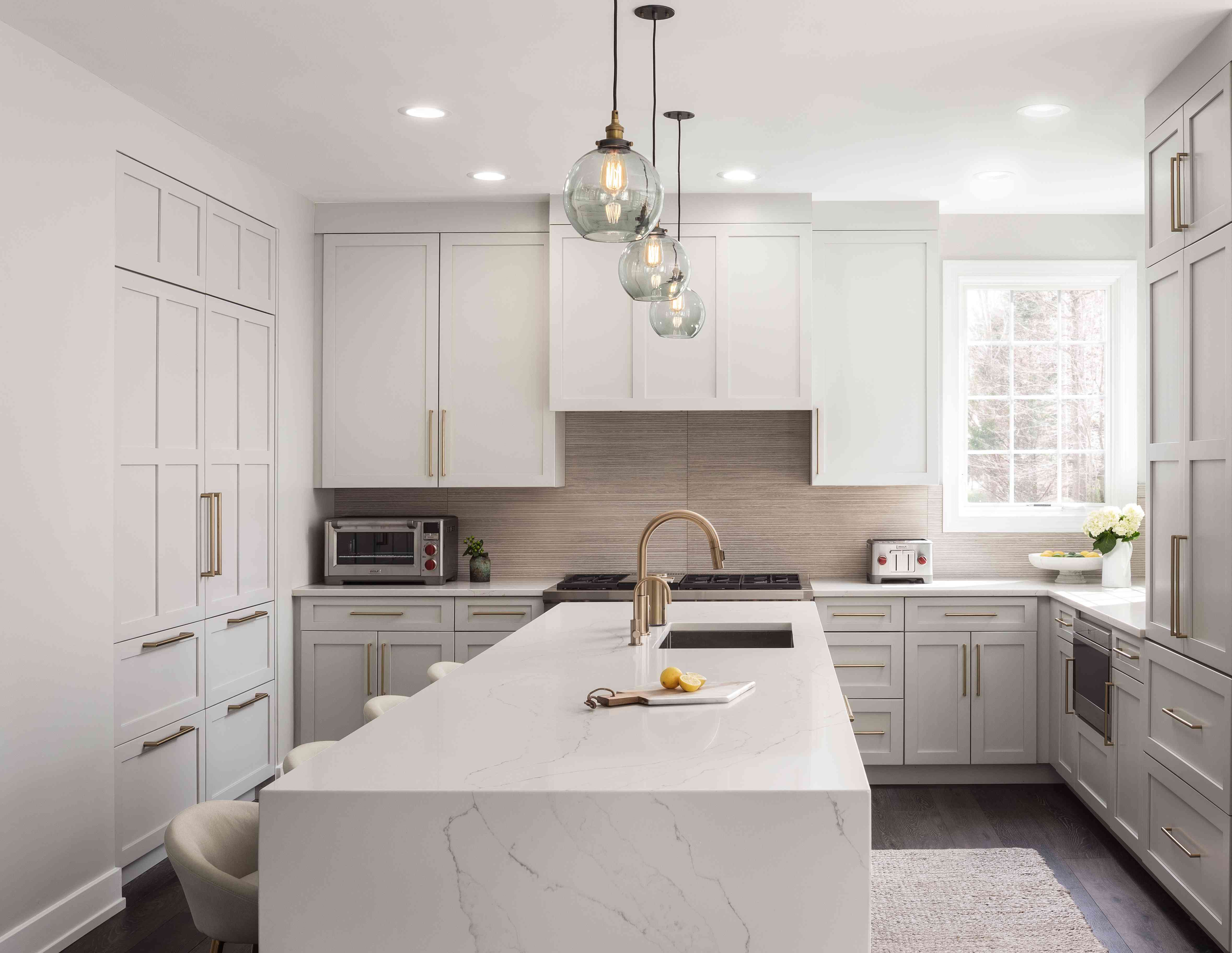 本杰明·摩尔-月光”class=