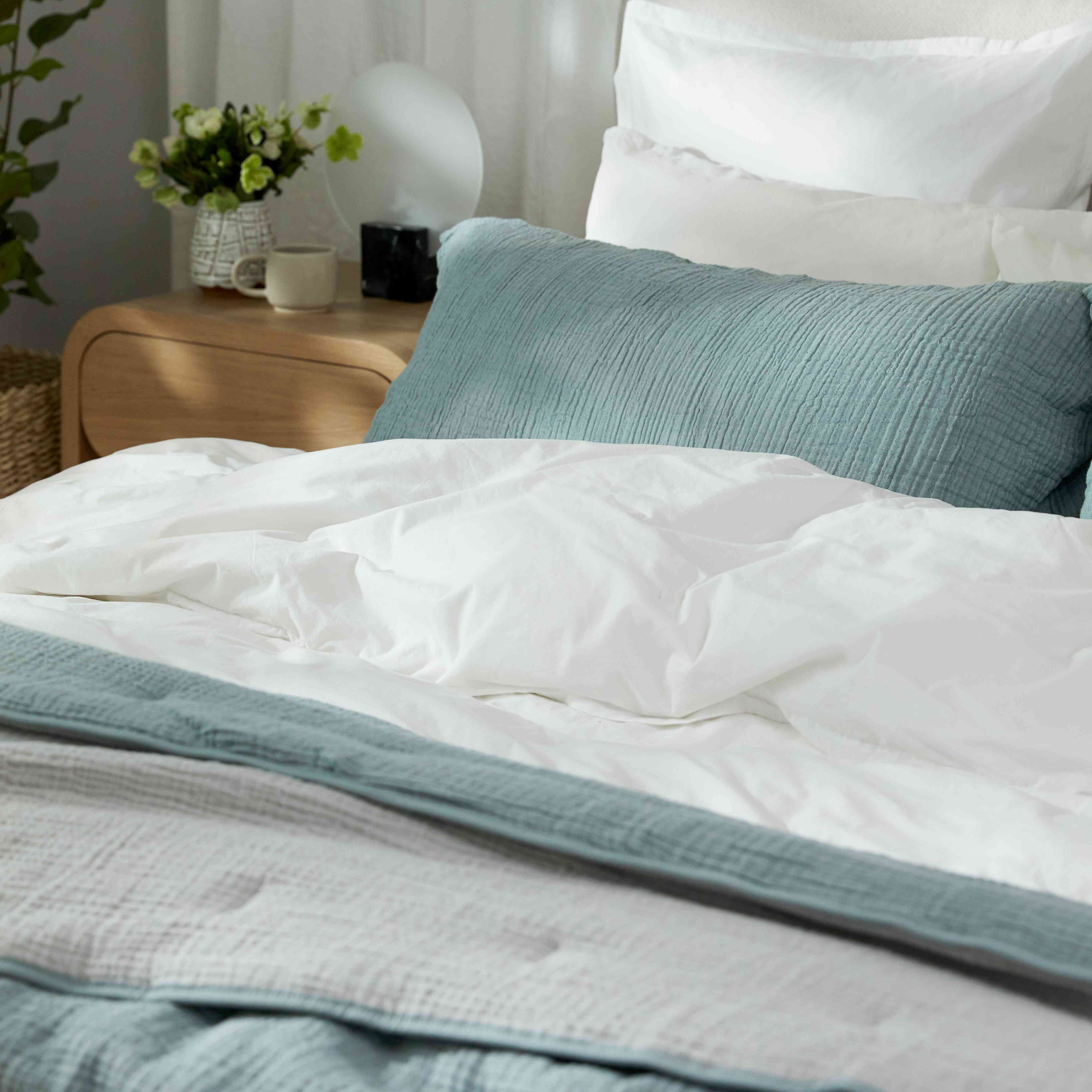 Ariel Kaye的床单特写镜头。