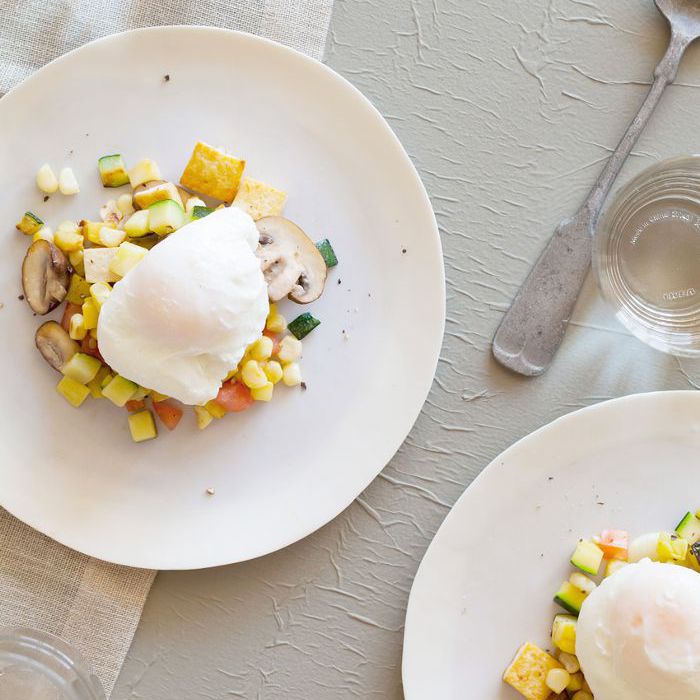 切块豆腐荷包蛋