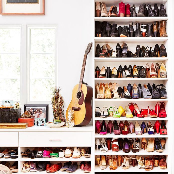 康斯坦斯·齐默令人羡慕的衣橱