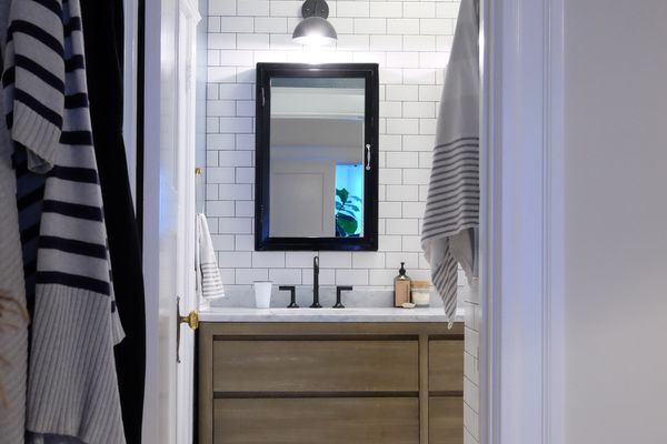 本周改造Gina Rachelle设计Edwardian浴室重做