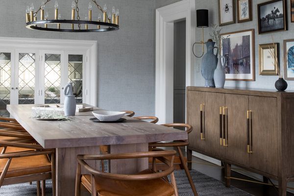 中世纪男性餐厅