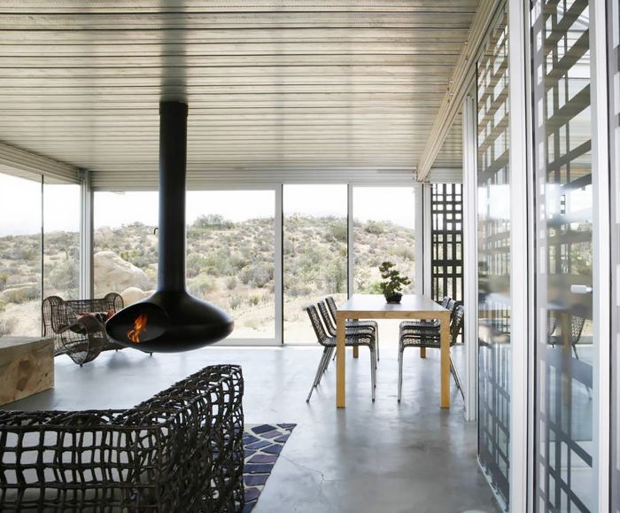 在Airbnb出租的雕塑家具