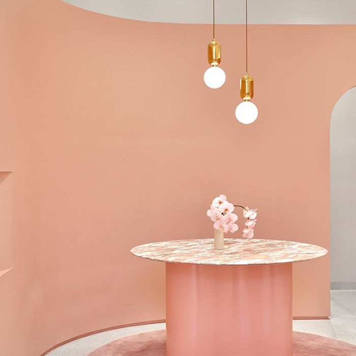 粉色大理石家具