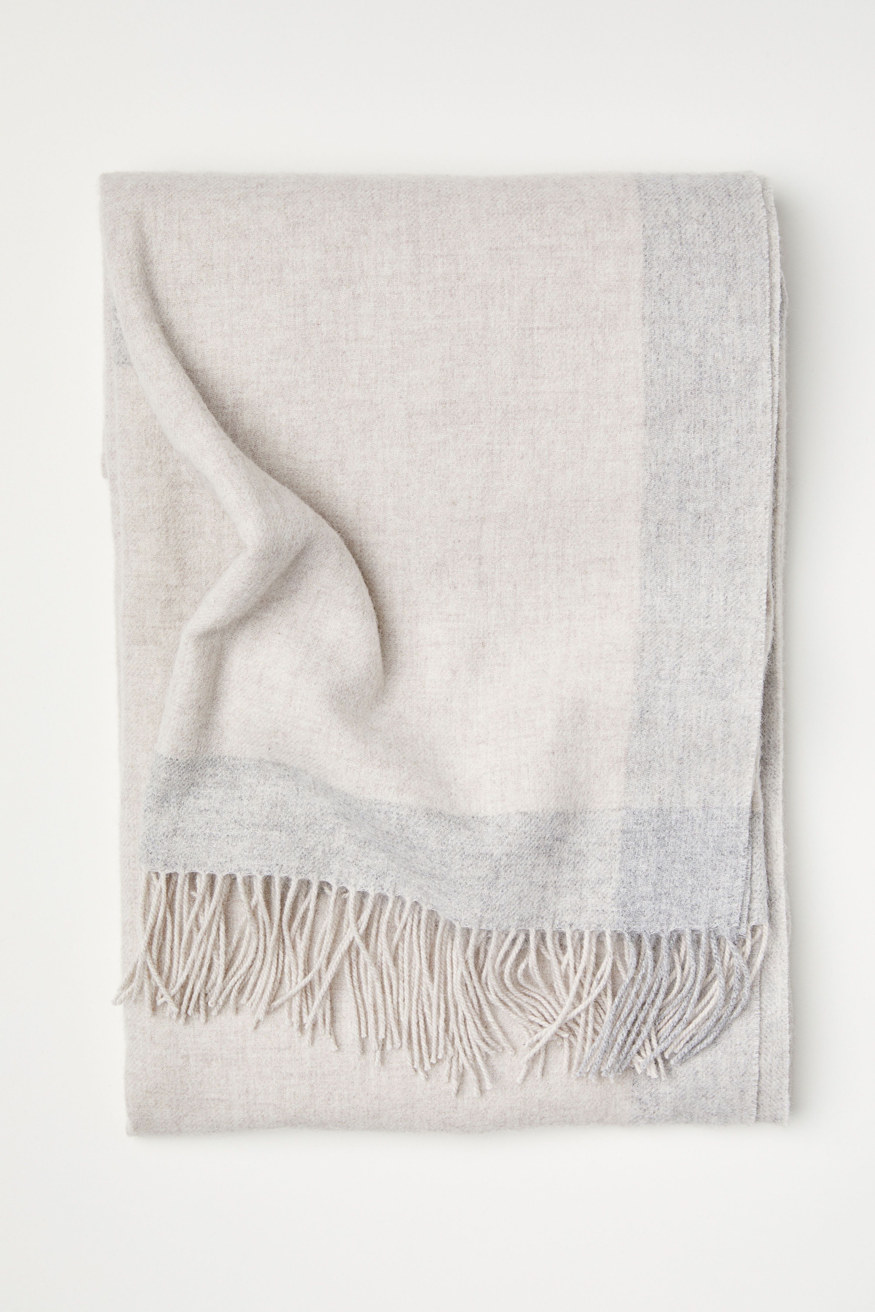 羊毛投掷便宜的房间装饰