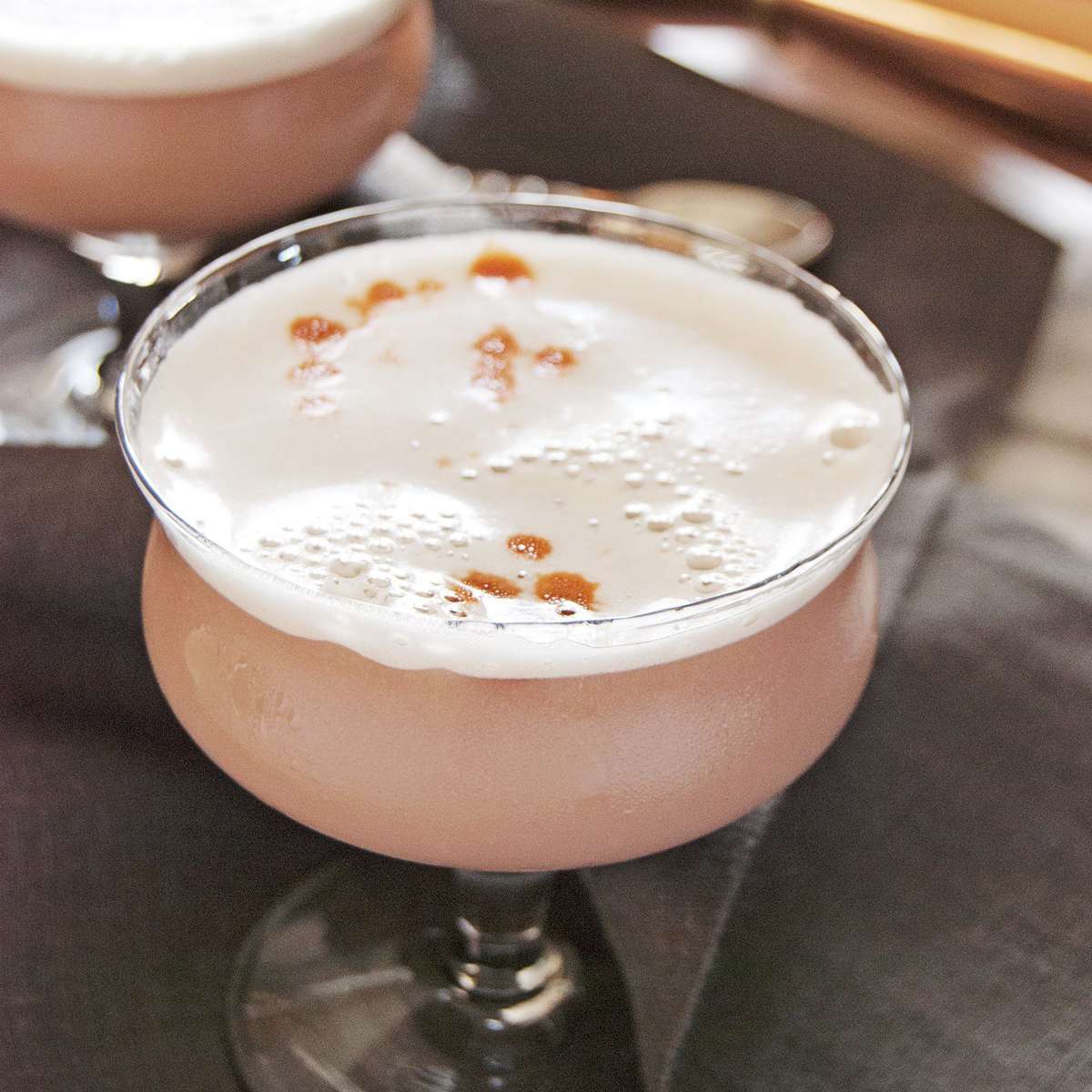 菠萝石榴朗姆酒酸