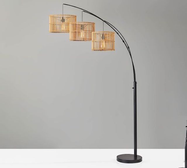 陶瓷谷仓Elsbeth金属弧形截面落地灯