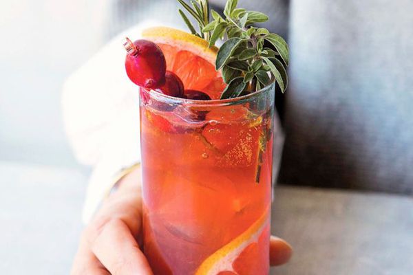 冬季鸡尾酒来自拳击的编辑