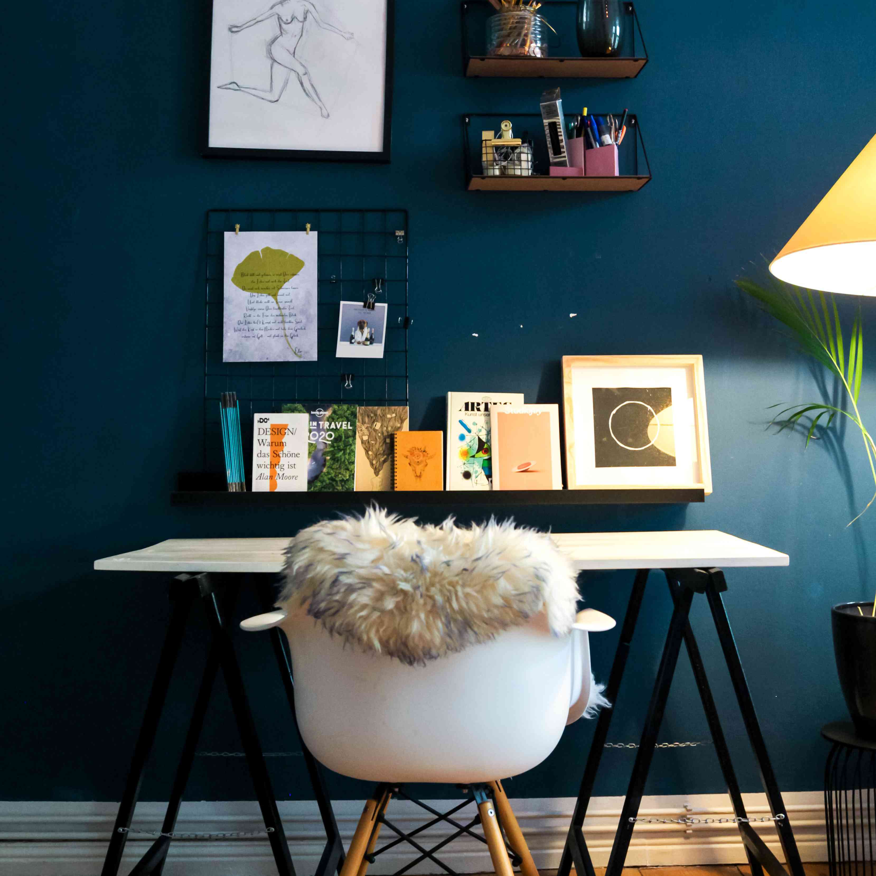 家庭办公蓝调墙