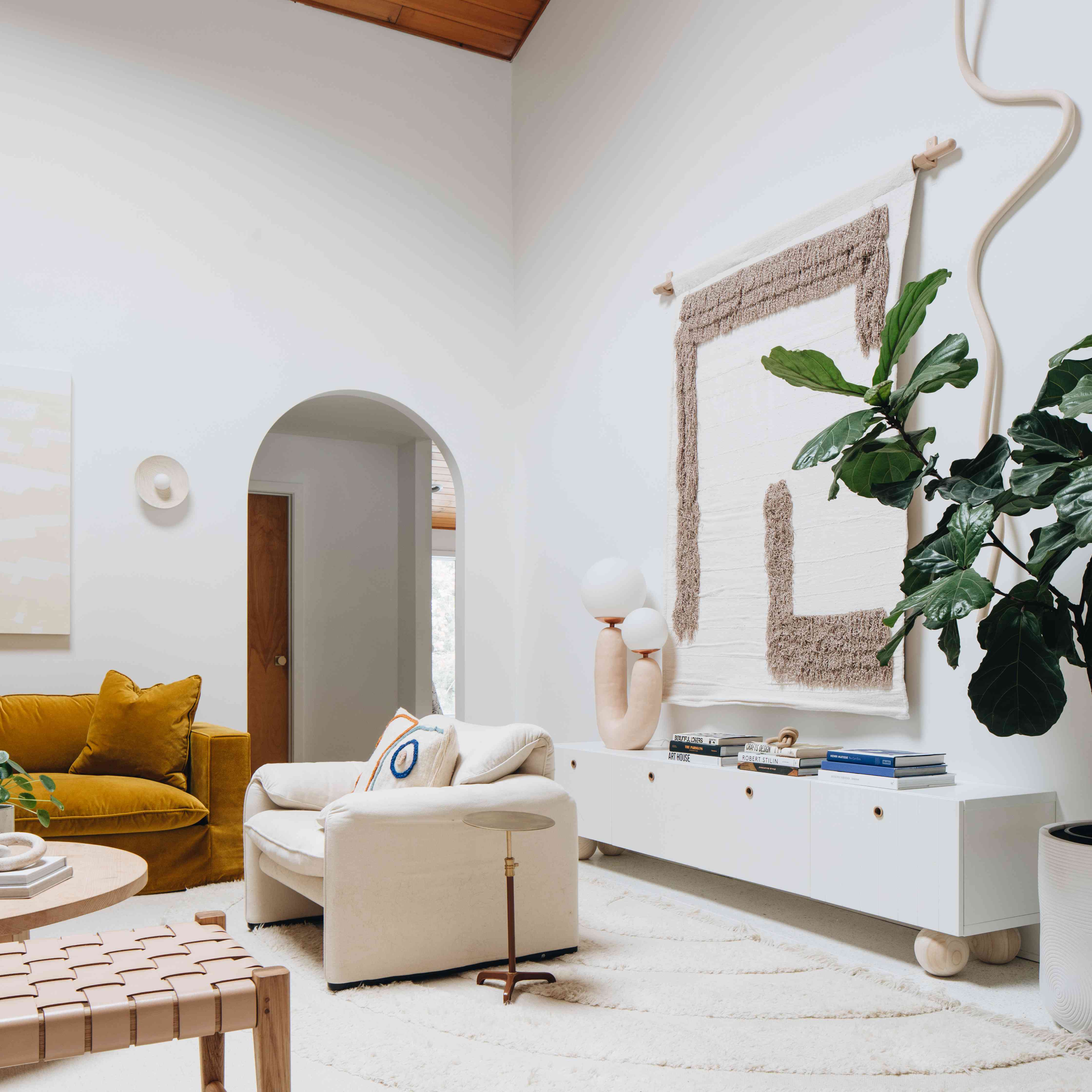 现代客厅概述。