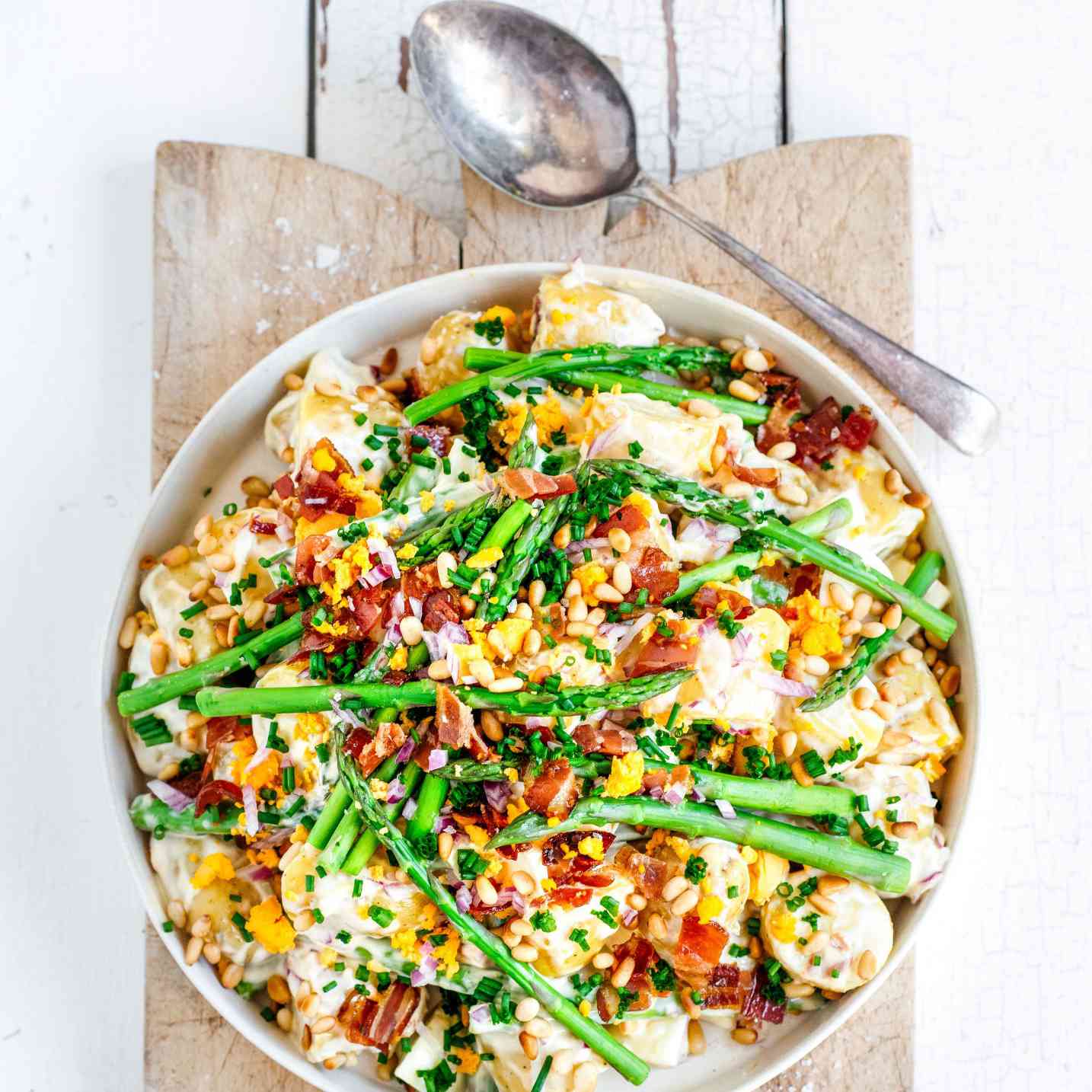 土豆沙拉-简单的芦笋食谱