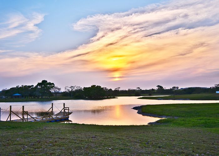 安柏葛利斯岛伯利兹旅游十二月