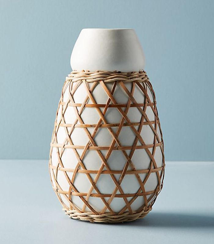 人类学编织草花瓶