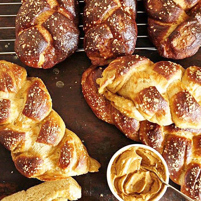 简单的光明节食谱-白面包