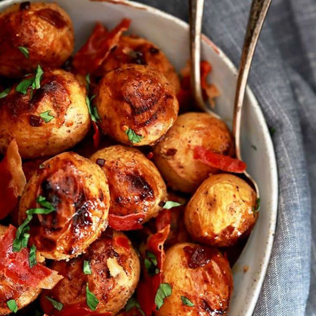 烤土豆配无花果和意大利熏火腿