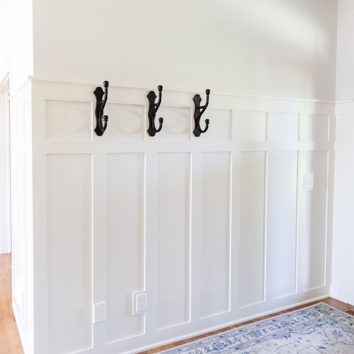 与镶板的入口道