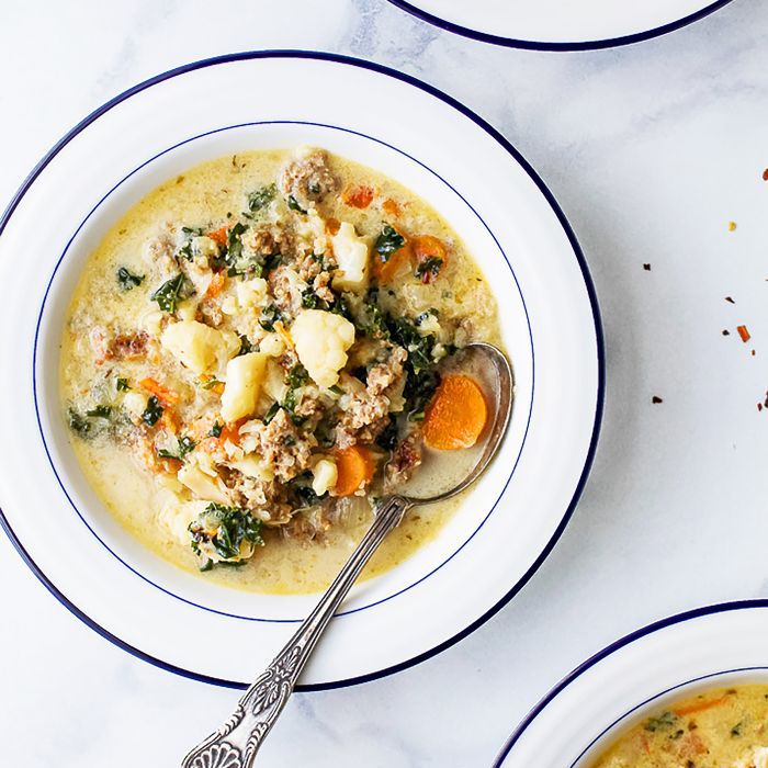 即时锅Zuppa托斯卡纳汤周日的晚餐食谱