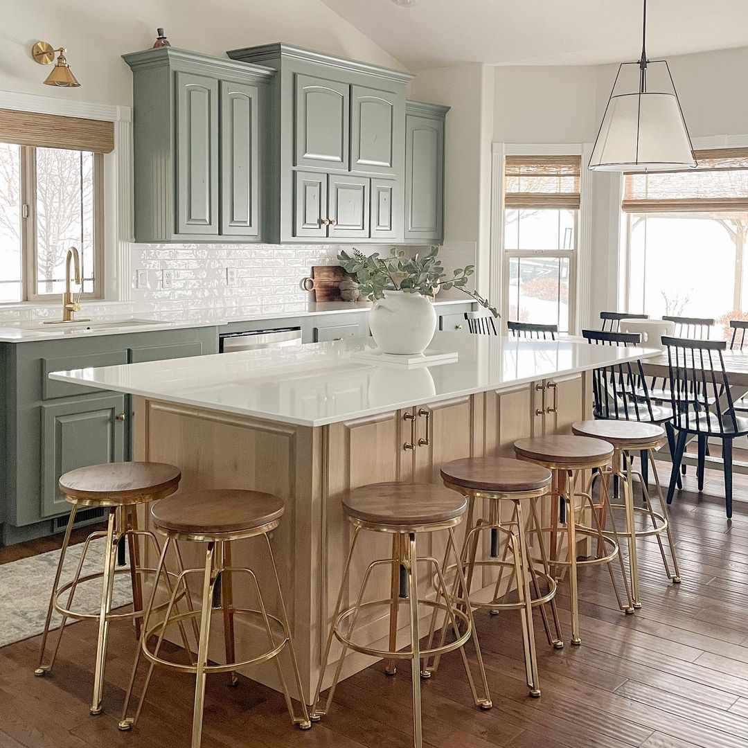 厨房用绿色橱柜