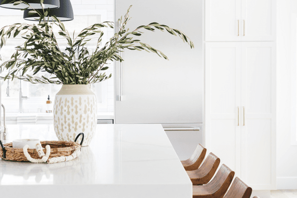 艾米Bartlam;设计:Lindsey Brooke Design