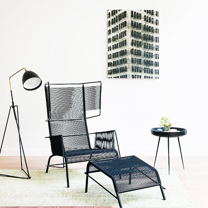 Robson Rak设计的澳大利亚住宅中的椅子和灯