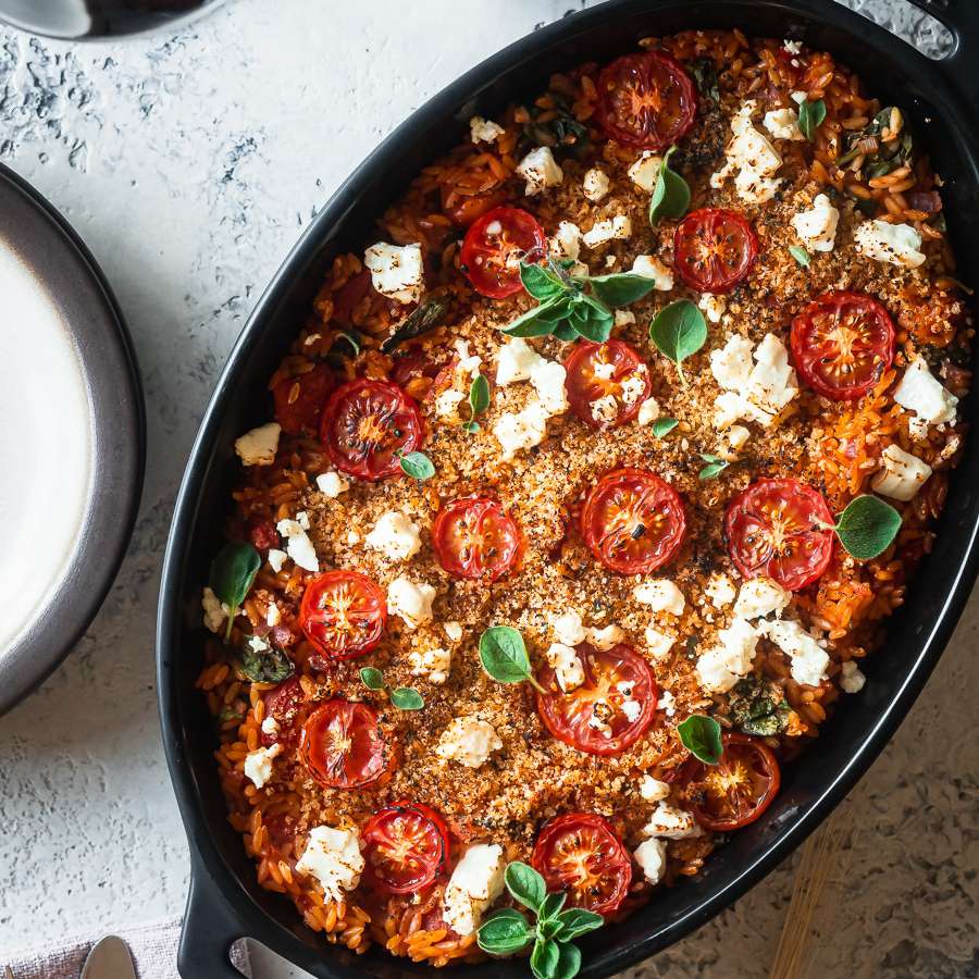 羊乳酪和菠菜烤玉米饼