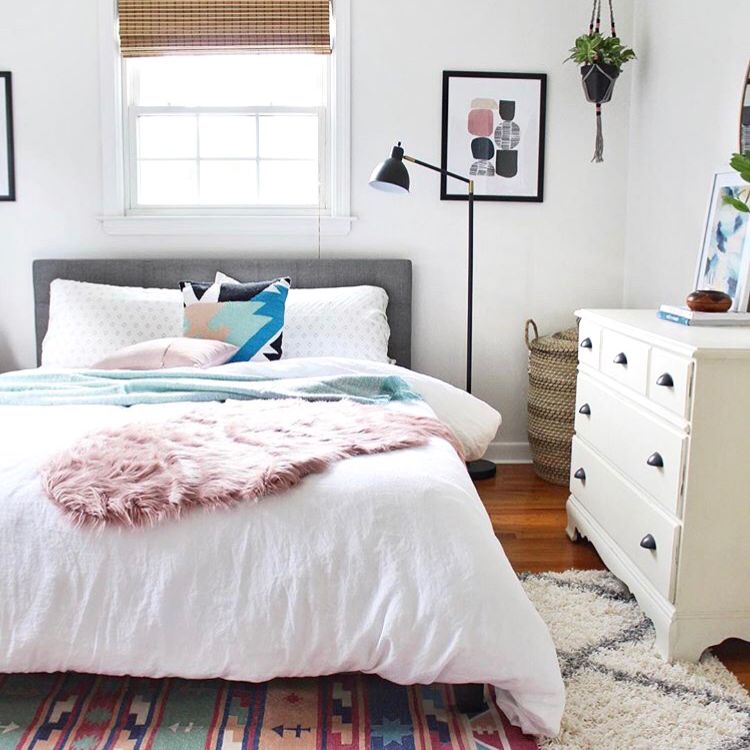 有老式地毯的房间。