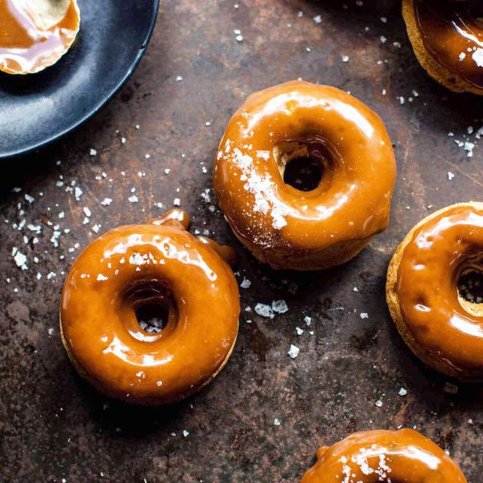 新年的祝好运食 - 环形食品