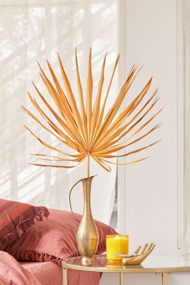 城市销售器干棕榈束