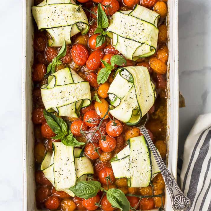 奶酪西葫芦馄饨配烤番茄