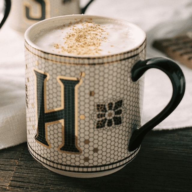 瓦玛戈特字母组合杯