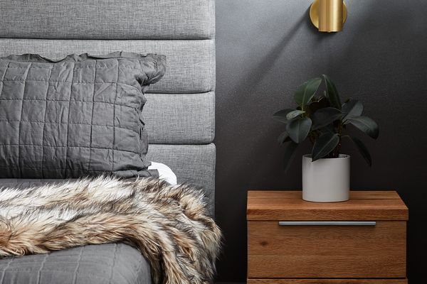 全灰色豪华卧室