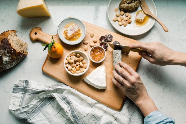 cutting board used for serving