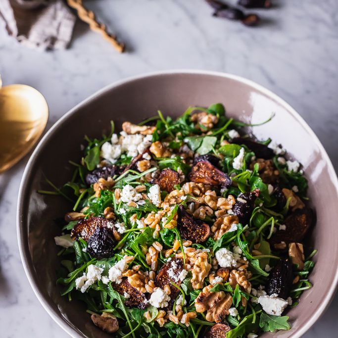 无花果沙拉配枫木芝麻酱