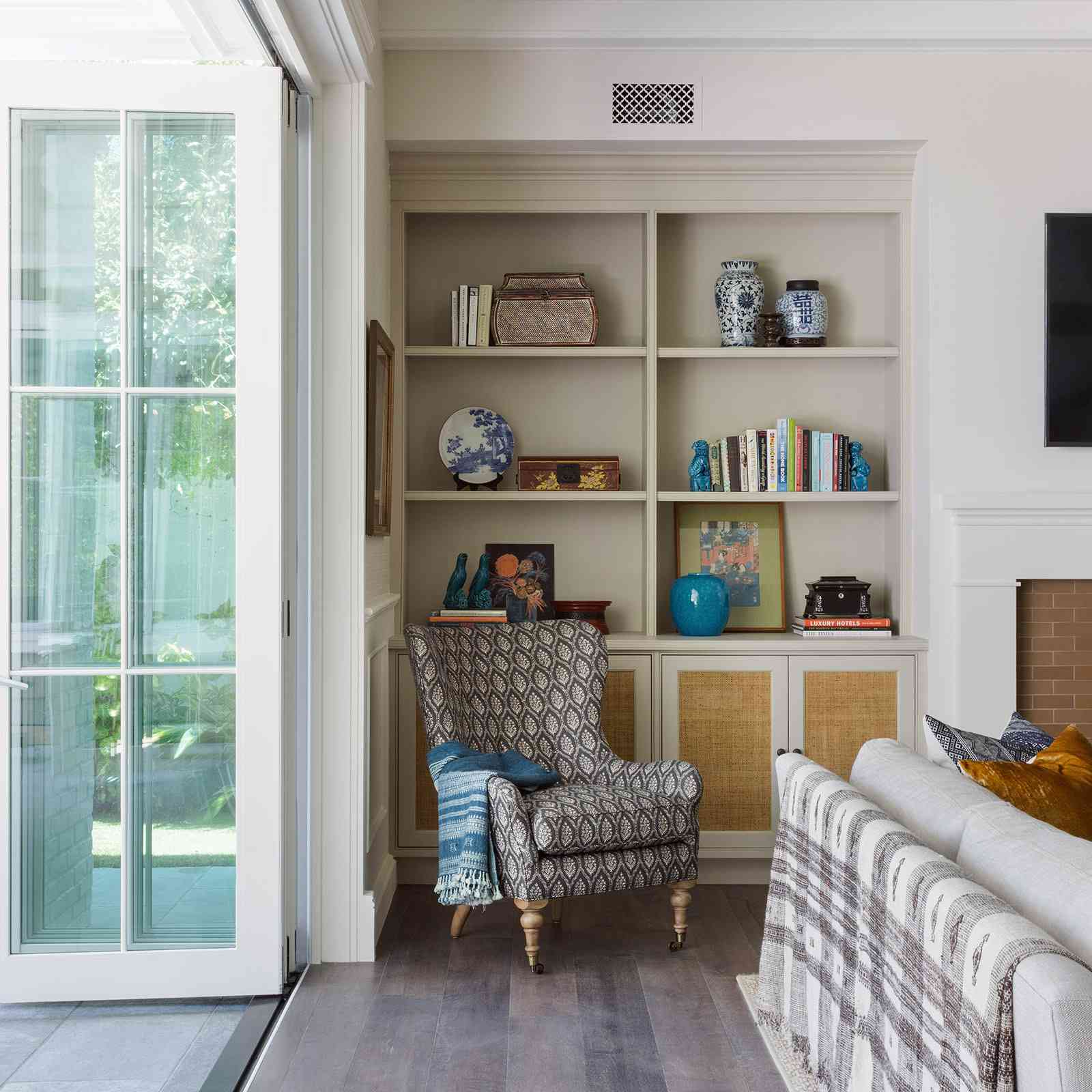 法罗和球-石质地面